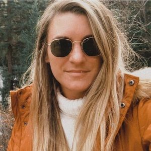 Meet your Posher, Brittney